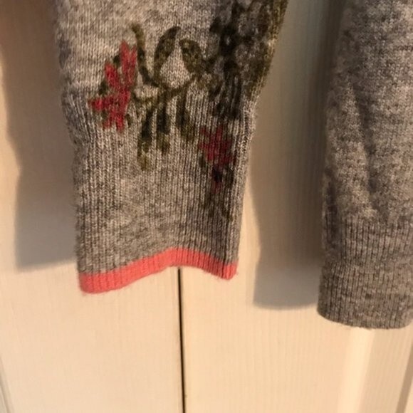 ANN TAYLOR LOFT X-Small Gray Red Floral Crewneck Wool Tunic Pullover Crewneck - Picture 2 of 6